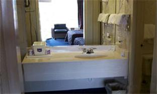 Knights Inn Bristol Bagian luar foto
